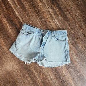Levis cutoff shorts